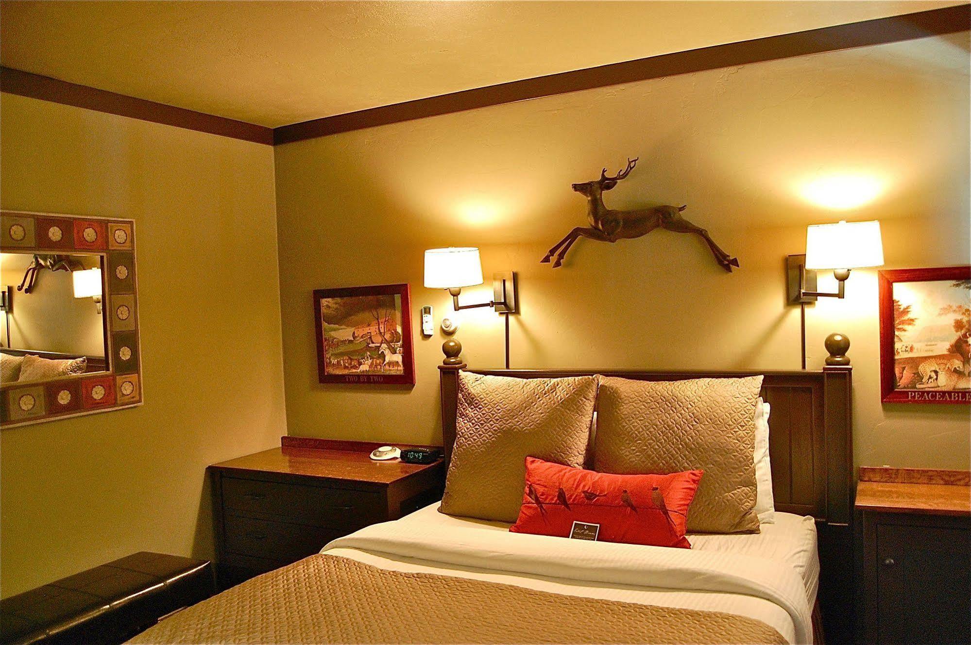 Highland Haven Creekside Inn 에버그린 외부 사진